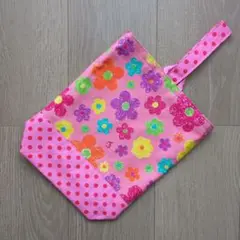 上履き入れ