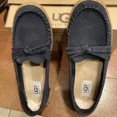 UGG モカシン