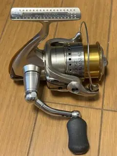 06 ツインパワーMg 2500S シマノ SHIMANO TWINPOWER