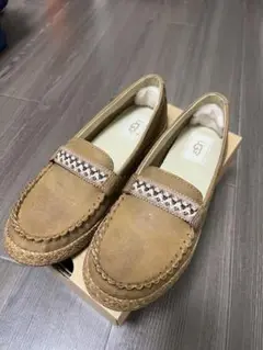 UGG W KAELEE ローファー 23cm
