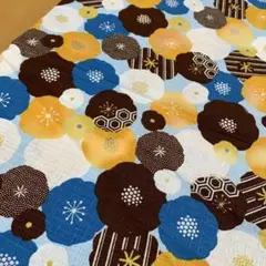 花柄　プリント　ブラウン　生地　108cm×95cm ハギレ