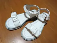 白　ホワイト　サンダル　22.5cm　Ｓ 夏　サマー　海