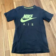 NIKEキッズ　ブラック Tシャツ
