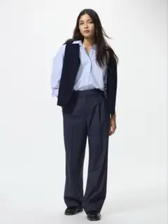 UNIQLO タックワイドパンツ