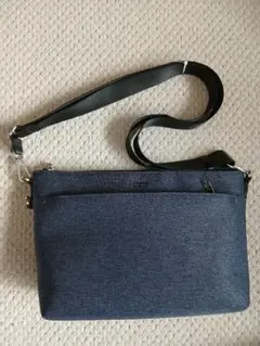 Item thumbnail for item 8e710a11-1239-41ca-aa73-d07ca13c4ef7