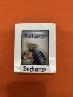 未使用品　バーバリーのくまブローチ