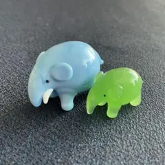 ガラス小物・ぞうさん2頭