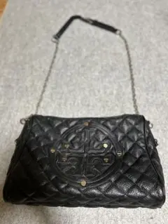 ブラックレザーショルダーバッグ