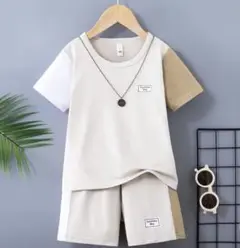 【新品・未使用】半袖Tシャツ　ショートパンツ　セットアップ　130