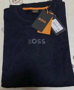 HUGO BOSS 新品未使用　メンズ　スタイリスト　tシャツS