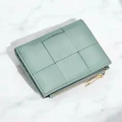 【新品】高級羊革 ２つ折り財布 イントレチャート 緑 小銭入れ 本革 ウォレット
