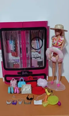 バービー クローゼットとお洋服セットバービー付き