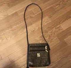 DIANA VALENTINO ショルダーバッグ
