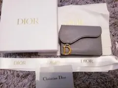 クリスチャンディオールくすみカラー三つ折財布美品✩.*˚