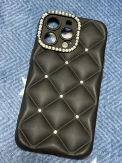 ブラック キルティング iPhone１３pro