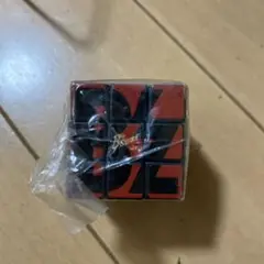 B'zのキューブ　キーホルダー　付録品