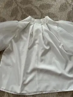 ☆ホワイトシフォンブラウス パフスリーブ☆