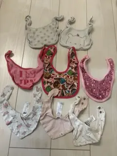 H&M スタイ・よだれかけ 8点セット 女の子 派手かわ シンプル おしゃれ