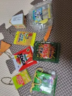 小梅 シャカシャカマスコット ガチャ ロッテ レトロ レア キーホルダー オリジナル 小梅 シャカシャカマスコット ガチャ ロッテ レトロ