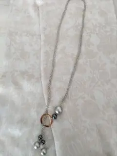 ハンドメイド　グレー ビーズ ネックレス