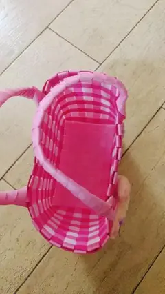 ピンク プラスチックバスケット 楕円形