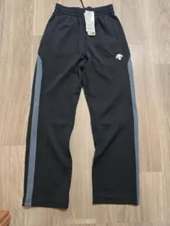 DESCENTE ジャージパンツ S（ほぼ未使用）