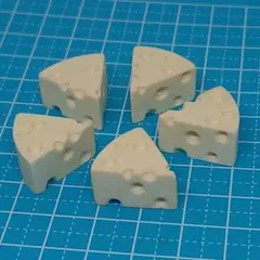 16. 送料込み デコパーツ 5個 チーズ