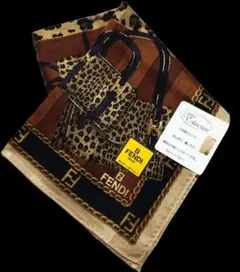 新品FENDI ズッカ柄ハンカチーフ 58x58バッグ