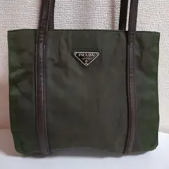 プラダハンドバッグ