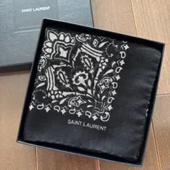 未使用　イタリア製　SAINT LAUREN PARIS ハンカチ　サンローラン
