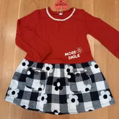 ☆新品　長袖ワンピース　花柄刺繍スカート　赤　110