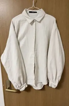 レディース　コーデュロイ　ホワイト　アイボリー　Mサイズ　中古　服