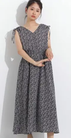 【新品】N.Natural Beauty Basic　フラワープリントワンピース