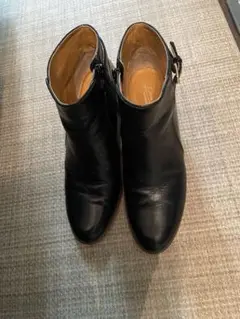 オデットエオディール ショートブーツ