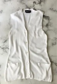 マックスマーラ 白のジレ 新品同様