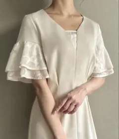 Junoah シアーフリルスリーブウエストタックワンピース