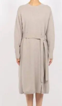 BEIGE ニットワンピース