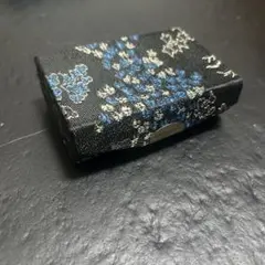 花柄名刺入れ ミラー付き 黒と青