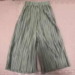 プリーツワイドパンツ　グリーン