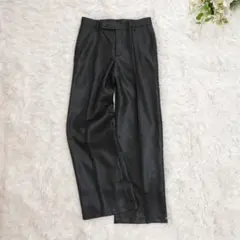 美品ユニクロ　ストレートパンツ W61 ポリエステル100% 光沢感◎スラックス