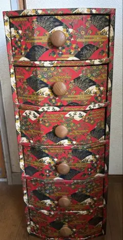 値引き！和風 赤黒系の花柄模様　6段小物収納　　31