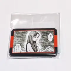 【新品】　伊藤潤二　マニアック　オンラインくじ　富江　原作コマスクエア缶バッジ