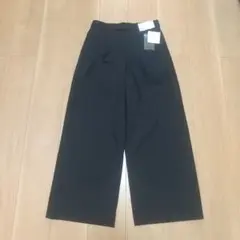 UNIQLO タックワイドストレートパンツ S