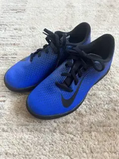 ジュニア ブラバータ II TF サッカートレーニングシューズ　23センチ
