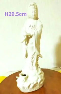 中国古美術・旧蔵の陶磁器、宝珠を持つ静かな思索の観音・12x41cm・供養仏像 2025年最新】中国 白磁 観音の人気アイテム - メルカリ