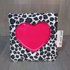 Item thumbnail for item 5d1040f1-5d1d-49de-bcf0-48463f71ad96