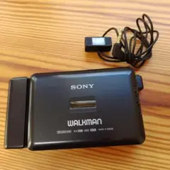 SONY WALKMAN 薄丈夫 ラジオ カセットウォークマン WM-FX808 SONY WALKMAN 薄丈夫 ラジオ カセットウォークマン WM-FX808