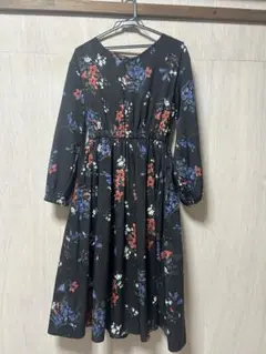 花柄ワンピース Mサイズ