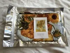 12本のひまわり ポーチ