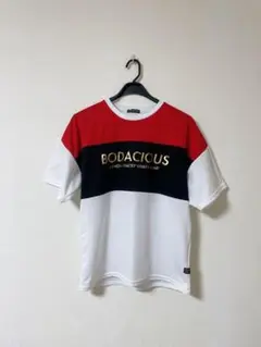 growth by grail BODACIOUS カジュアルTシャツ